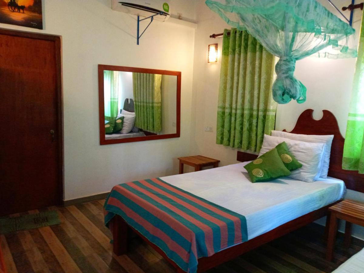 Hideaway Homestay Habarana Exterior foto